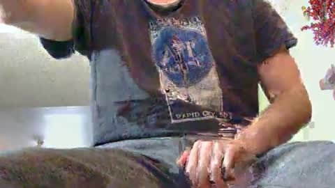 Snapshot of samthebully chatting on 25, 11, 2025 SamTheBully online show from 25, 11, 2025