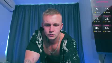 Snapshot of samuel_andrew chatting on 15, 1, 2025 Samuel online show from 15, 1, 2025