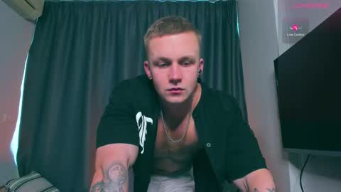 Snapshot of samuel_andrew chatting on 25, 2, 2025 Samuel online show from 25, 2, 2025