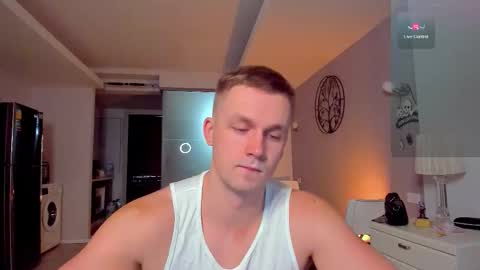 Snapshot of samuel_andrew chatting on 27, 11, 2025 Samuel online show from 27, 11, 2025