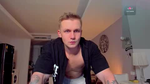 Snapshot of samuel_andrew chatting on 30, 11, 2025 Samuel online show from 30, 11, 2025