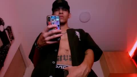   online show from 10, 2, 2025