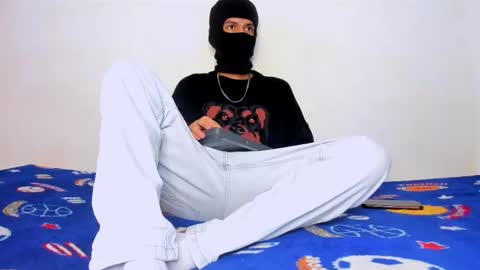   online show from 21, 10, 2025