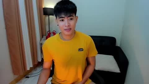 Snapshot of samuelangelo chatting on 13, 12, 2024 Sam online show from 13, 12, 2024