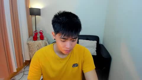 Snapshot of samuelangelo chatting on 15, 12, 2024 Sam online show from 15, 12, 2024