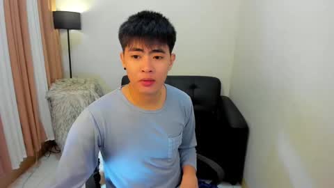 Snapshot of samuelangelo chatting on 19, 12, 2024 Sam online show from 19, 12, 2024