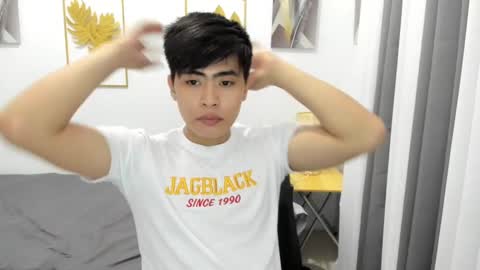 Snapshot of samuelangelo chatting on 23, 2, 2025 Sam online show from 23, 2, 2025