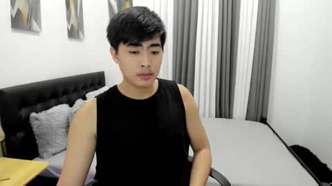 Snapshot of samuelangelo chatting on 13, 10, 2025 Sam online show from 13, 10, 2025