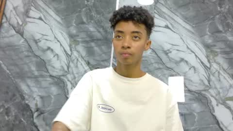 Snapshot of samy_king23 chatting on 7, 7, 2026 online show from 7, 7, 2026