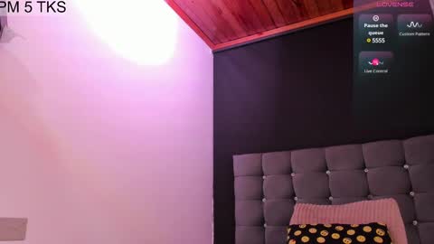 Snapshot of samypink_ chatting on 10, 3, 2025 samy online show from 10, 3, 2025