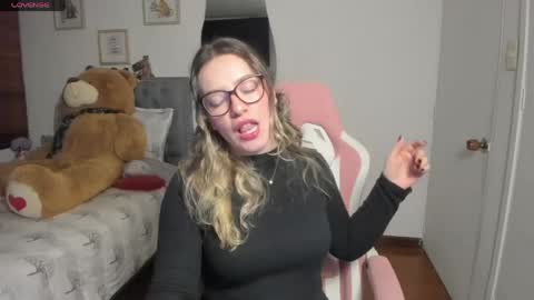 Snapshot of samysweet_8 chatting on 29, 4, 2026 Samanta online show from 29, 4, 2026