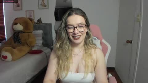 Snapshot of samysweet_8 chatting on 9, 5, 2026 Samanta online show from 9, 5, 2026