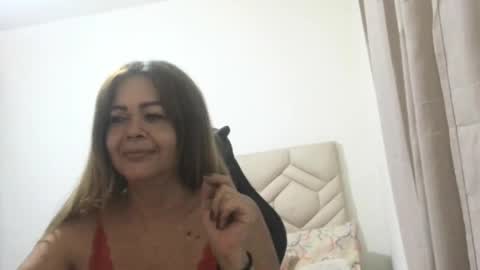 Snapshot of sanddi_milff chatting on 7, 5, 2026 Sanddi online show from 7, 5, 2026