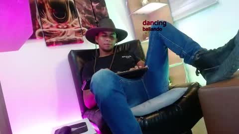 Snapshot of sander_ath chatting on 5, 11, 2025 Sander online show from 5, 11, 2025