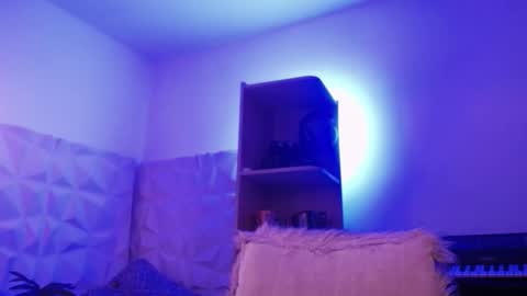 Sanders online show from 2, 11, 2025