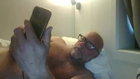 sandnesrune523 online show from 17, 5, 2026