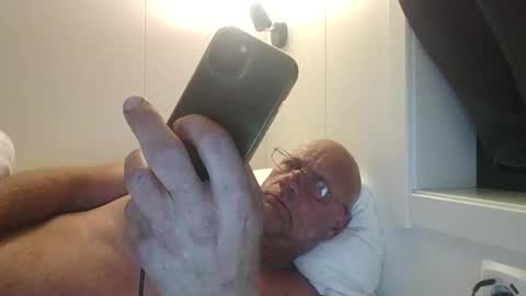 sandnesrune523 online show from 11, 6, 2026