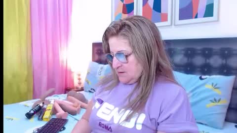 SANDRA online show from 2, 2, 2026