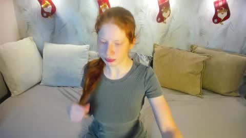 Snapshot of sandra__wilson chatting on 5, 12, 2025 Sandra online show from 5, 12, 2025