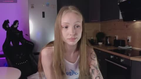 Sandra      Lillys Page    online show from 25, 5, 2026