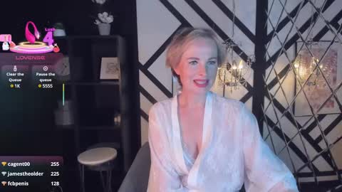 Sandra online show from 9, 3, 2025