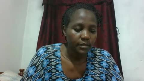 Snapshot of sandra_milly chatting on 30, 11, 2025 sandra online show from 30, 11, 2025