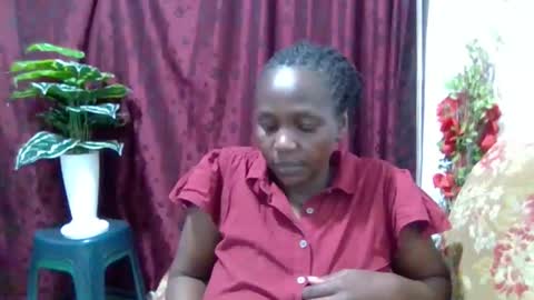 Snapshot of sandra_milly chatting on 2, 2, 2026 sandra online show from 2, 2, 2026