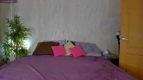 Snapshot of sandra_rosss chatting on 14, 7, 2026 Sandra online show from 14, 7, 2026