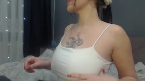 sandra_smith3007 online show from 3, 2, 2026