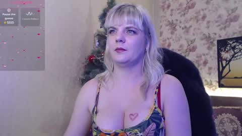 sandrawoolf online show from 12, 1, 2025