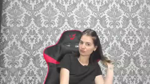 SandraxRay online show from 6, 6, 2026