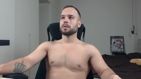 Snapshot of sandro_best chatting on 17, 12, 2025 DeAlex online show from 17, 12, 2025