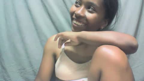 Snapshot of sandy735579 chatting on 12, 10, 2025 sandy735579 online show from 12, 10, 2025