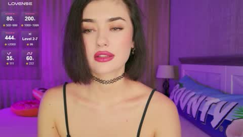 Sandy online show from 5, 11, 2025