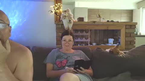 sanroom online show from 30, 11, 2025