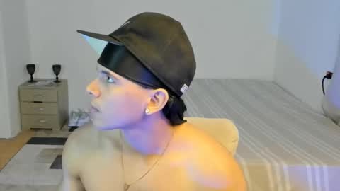 Snapshot of sant_wahlberg chatting on 15, 5, 2026 Sant online show from 15, 5, 2026