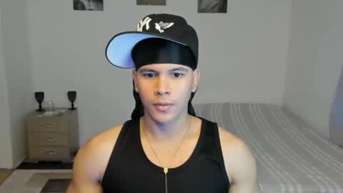 Snapshot of sant_wahlberg chatting on 20, 5, 2026 Sant online show from 20, 5, 2026