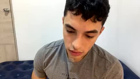Snapshot of santi36rt chatting on 18, 5, 2026 santi36rt online show from 18, 5, 2026