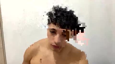 Snapshot of santi36rt chatting on 3, 6, 2026 santi36rt online show from 3, 6, 2026