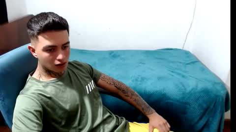 Snapshot of santi_ss chatting on 15, 9, 2025 santi_ss online show from 15, 9, 2025