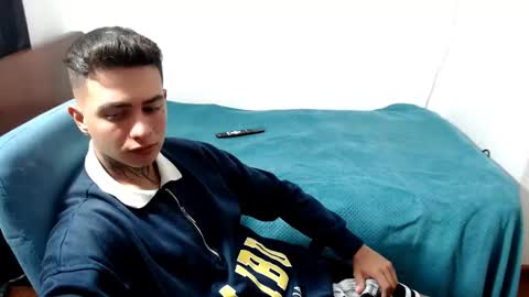 Snapshot of santi_ss chatting on 25, 9, 2025 santi_ss online show from 25, 9, 2025