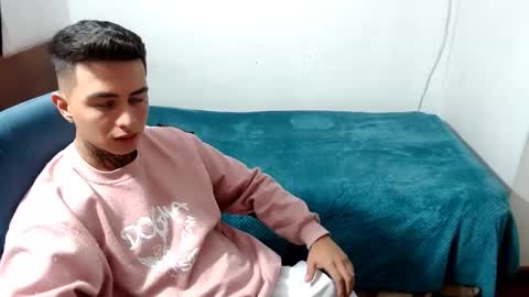 Snapshot of santi_ss chatting on 27, 9, 2025 santi_ss online show from 27, 9, 2025