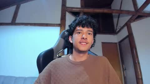 santi_twink19 online show from 21, 2, 2026