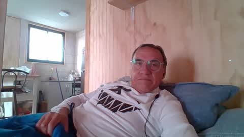 Snapshot of santiago_n chatting on 14, 1, 2026 santiago_n online show from 14, 1, 2026