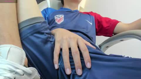 santiago_russo18 online show from 5, 11, 2025