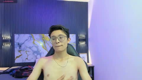 santiago_russo18 online show from 2, 2, 2026