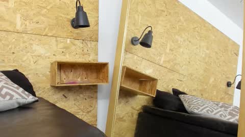  Santi online show from 9, 10, 2025