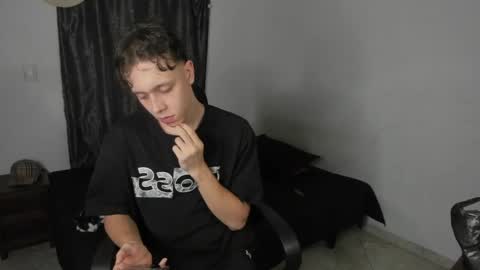 Julius Novachrono  online show from 1, 4, 2026