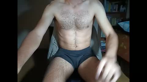 Snapshot of santifun33 chatting on 4, 2, 2025 Santiago online show from 4, 2, 2025