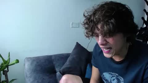 Snapshot of santii_rose chatting on 13, 12, 2024 Santii online show from 13, 12, 2024